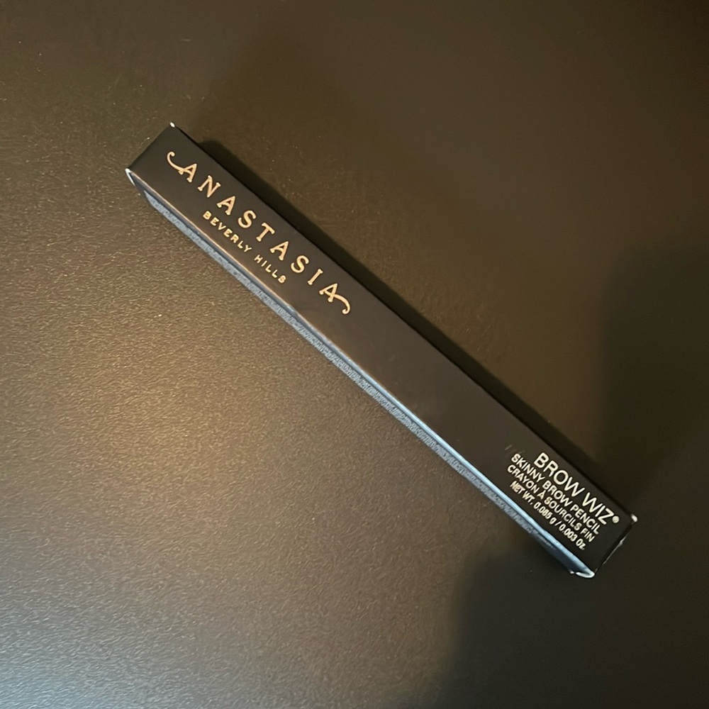 NIB Anastasia Beverly Hills brow wiz dark brown